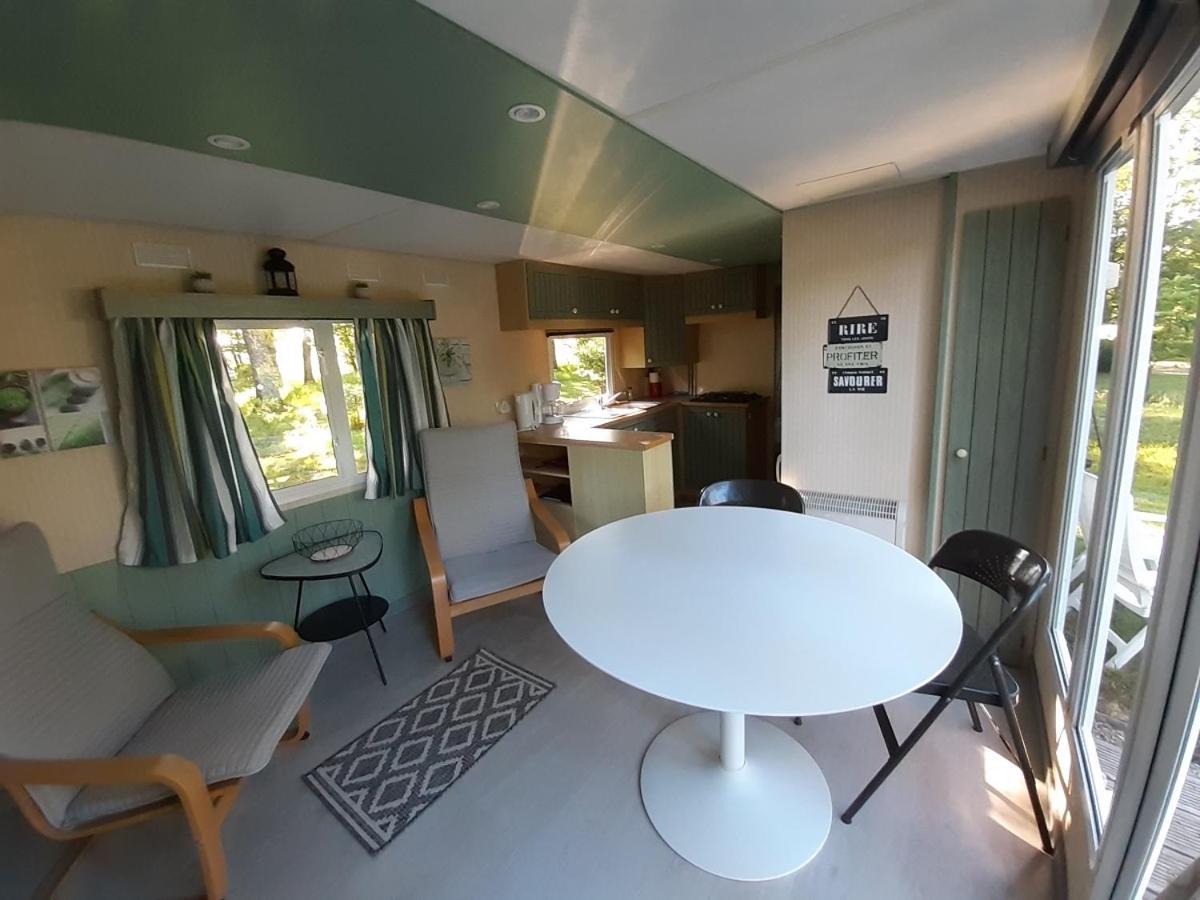 Camping Etang Du Camp Senergues 외부 사진
