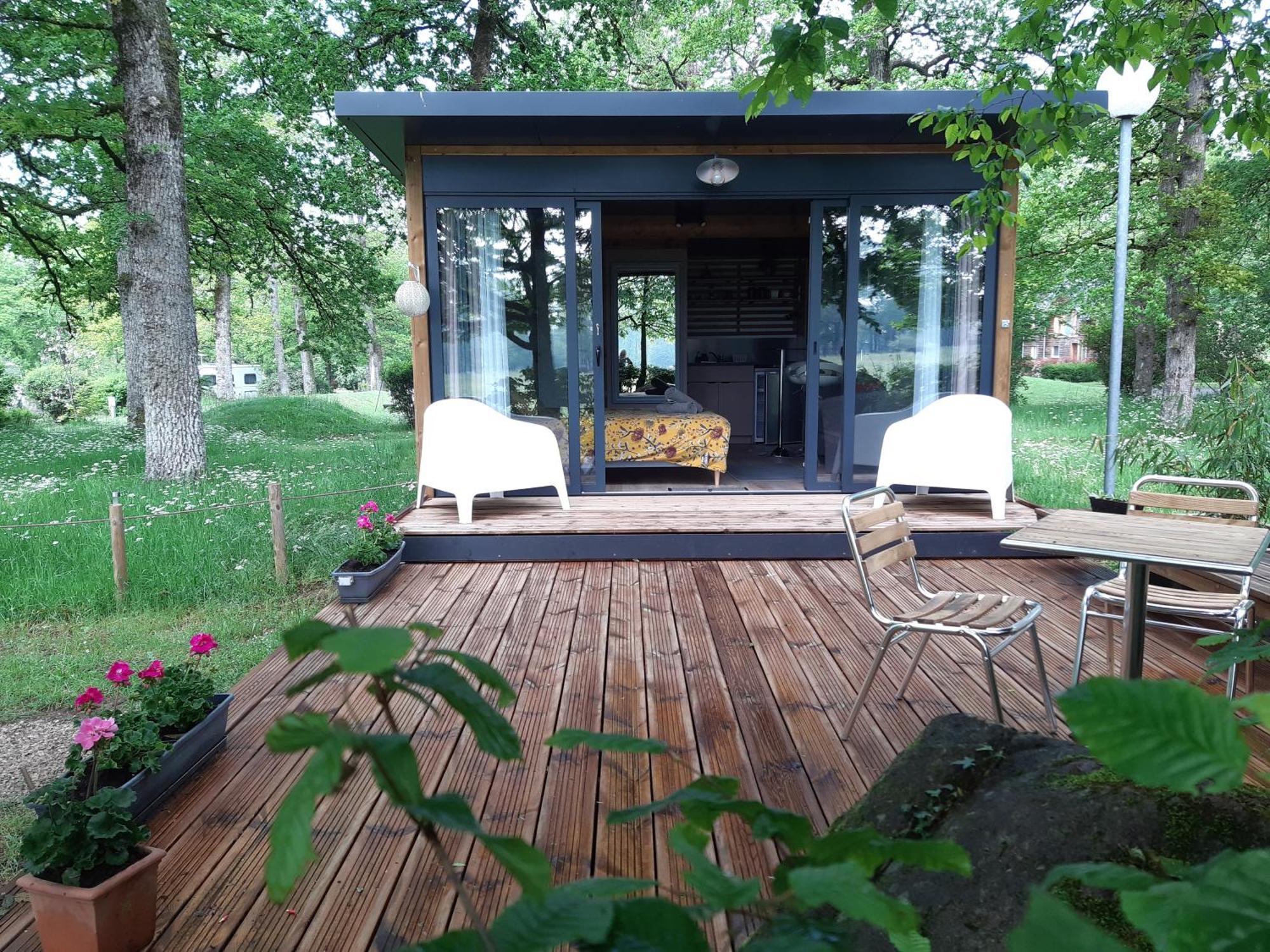 Camping Etang Du Camp Senergues 외부 사진