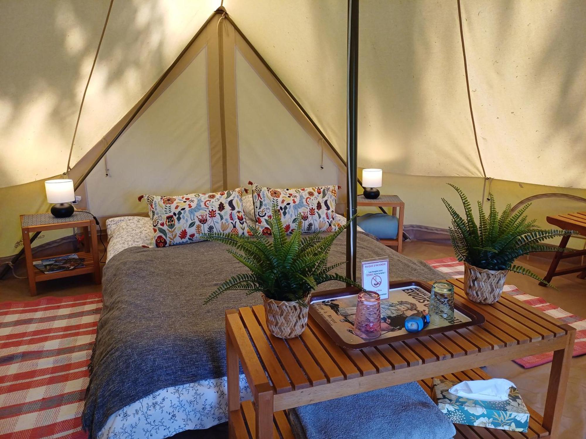 Camping Etang Du Camp Senergues 외부 사진