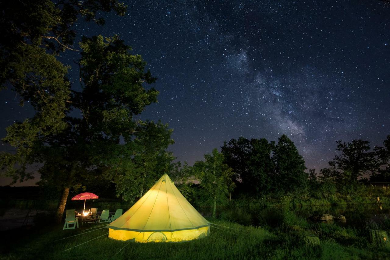 Camping Etang Du Camp Senergues 외부 사진